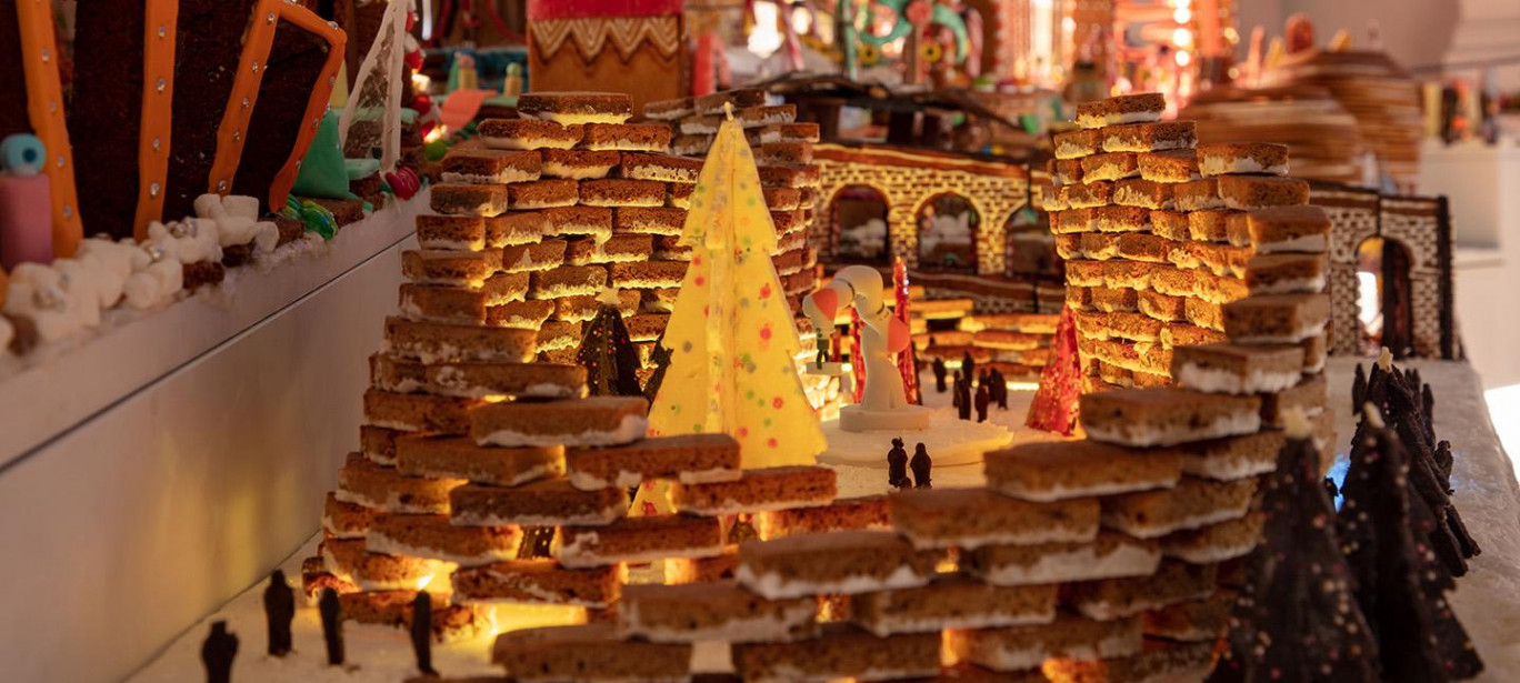 The Gingerbread City | AEX